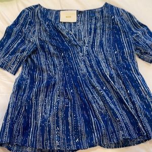 Anthropologie Maeve Short Sleeve V Front Peplum Blue Top Size XS/0